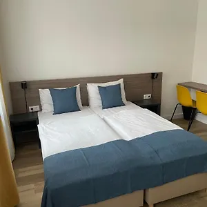 Res Hotel Budapeszt